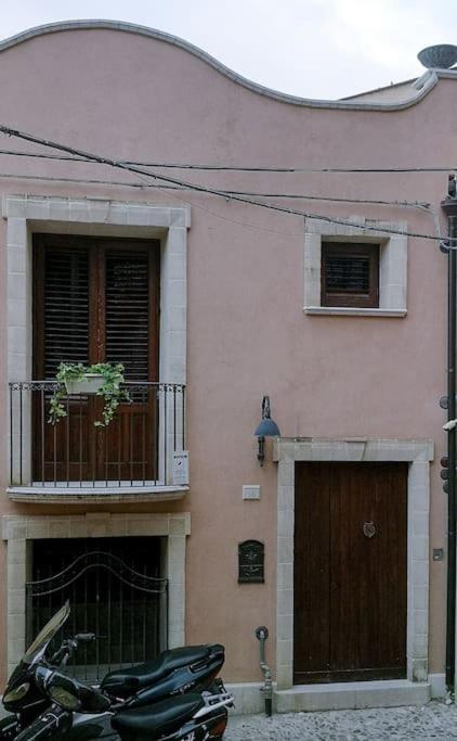 Casa All'Annunziata Termini Imerese Exterior photo